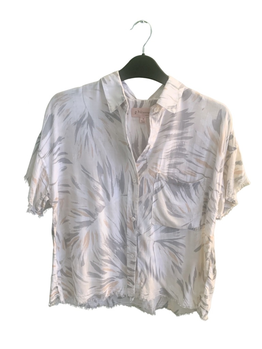 2/$30 Philosophy Cropped Button Down Shirt Tropical Print White Muted Vacay Boho